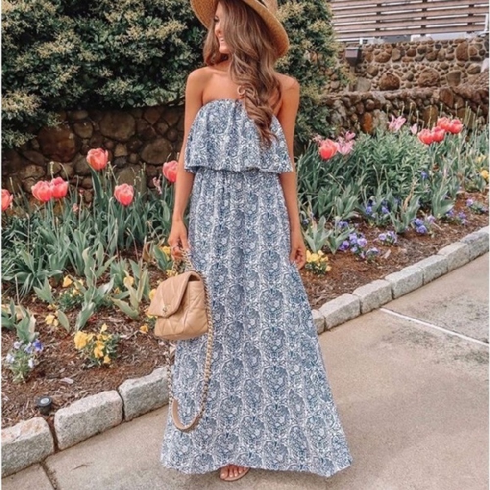 Strapless Blue‎ Floral Ruffle Overlay Maxi Dress🌸